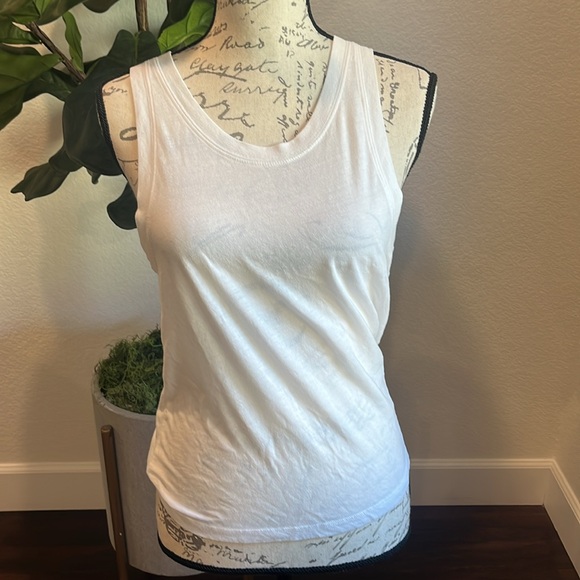 Alo White Tank Top - Picture 3 of 4